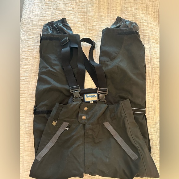 Bergans Skii Overalls - Picture 1 of 4